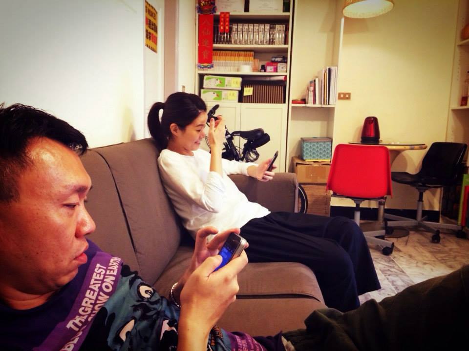 前景製作人 - 小燦 , 背景 - 編劇大人兼導演夫人