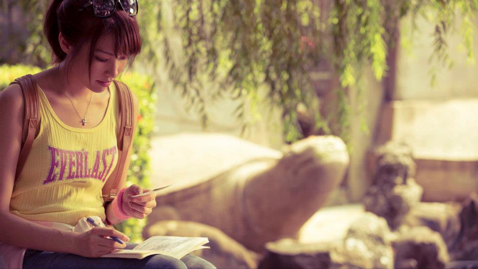 袁詠琳 飾 佳穎