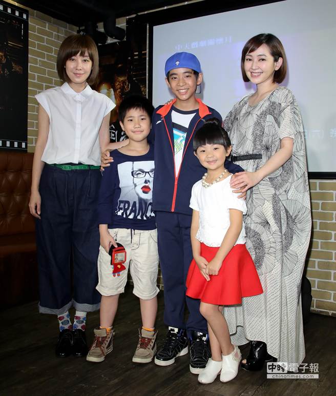 李維維(左起)、謝飛、蘇品杰、吳以涵、蔡燦得。(羅永銘攝)